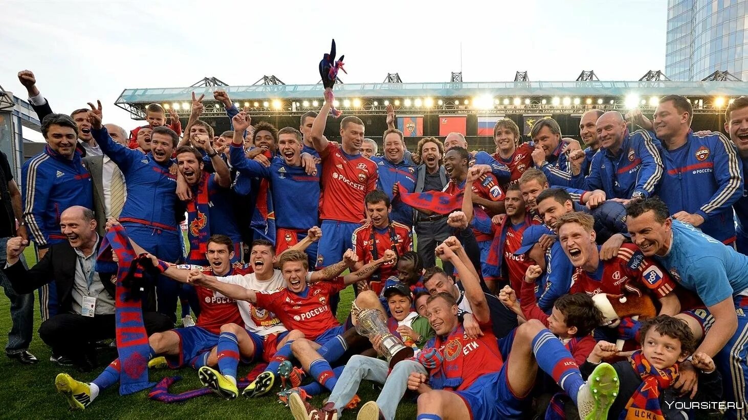 Цска уефа в каком году. Цска чемпион 2013. цска чемпион россии 2013. цска чемпион 2014. цска чемпион россии 2014.