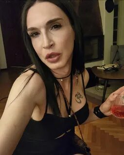 Ve dün, yeni bir Instagram hesabı açan Meli, bomba gibi bir dönüş yaptı! 