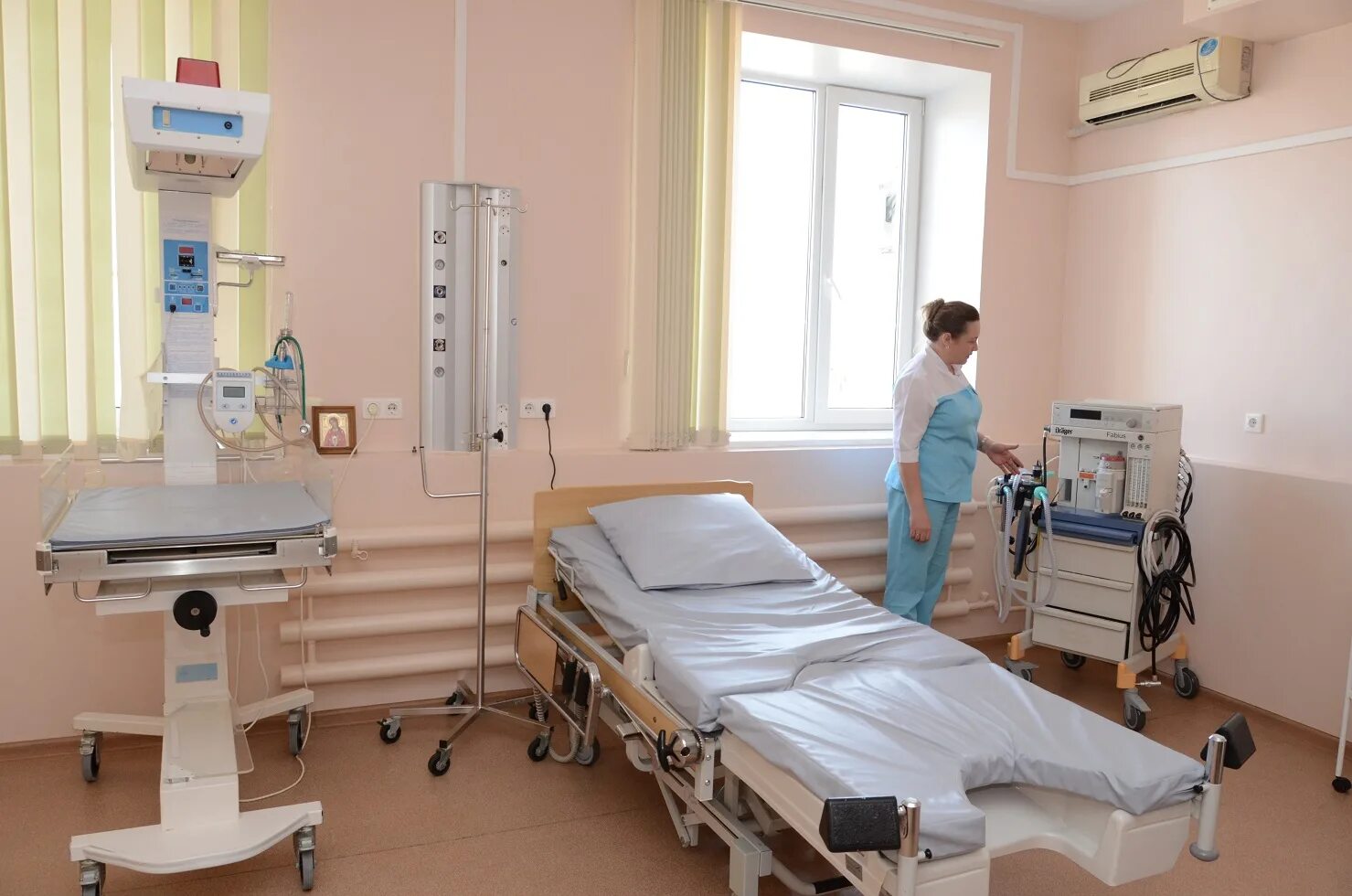 Перинатальный центр владимир родовое отделение. Гумилевской. Областная больница перинатальный центр воронеж. Перинатальный центр петрозаводск операционная. Областной перинатальный центр владимир.