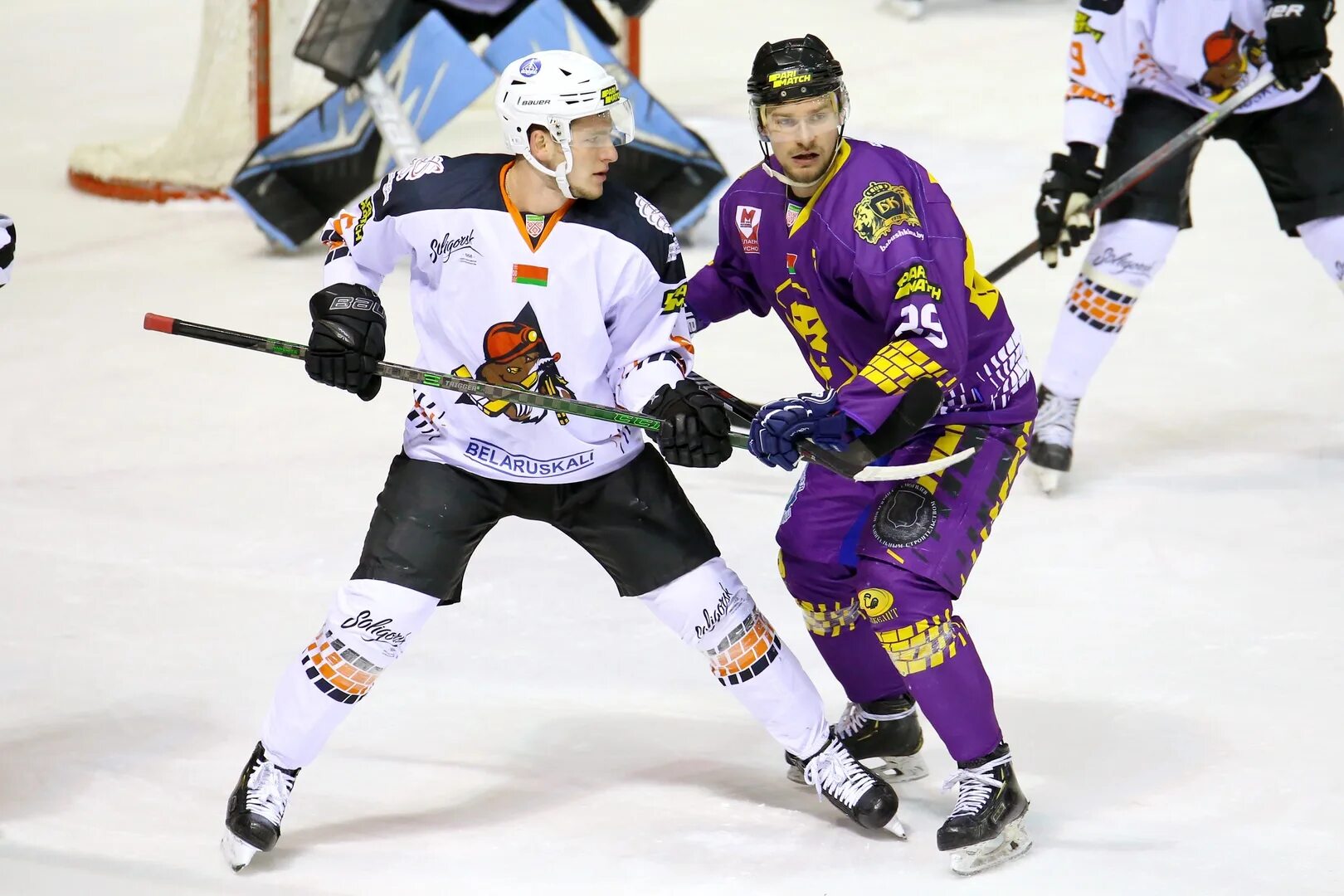 Шахтер солигорск. Днепр-могилев шахтер (солигорск) 14 августа стадион. Шахтер солигорск могилев. Хк могилев. Шахтер солигорск могилев.