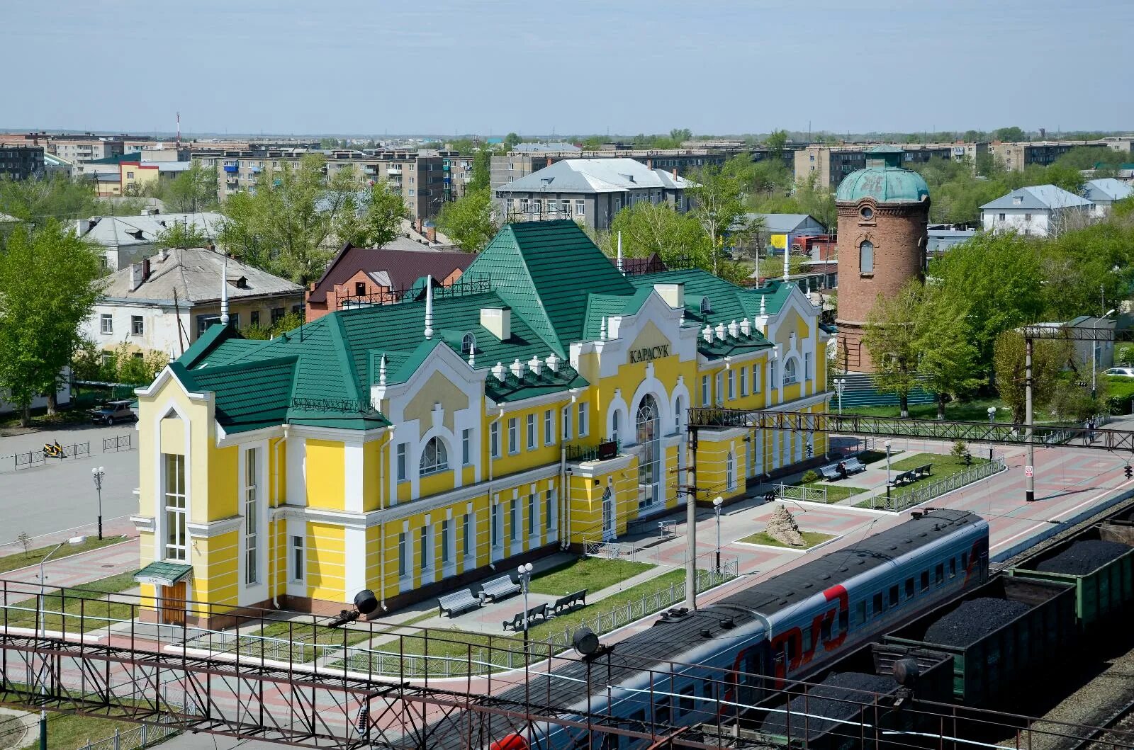 Станция Карасук Новосибирская область. Карасук (город). Железнодорожный вокзал Карасук. Карасук Новосибирская область вокзал. Вокзалы новосибирской области