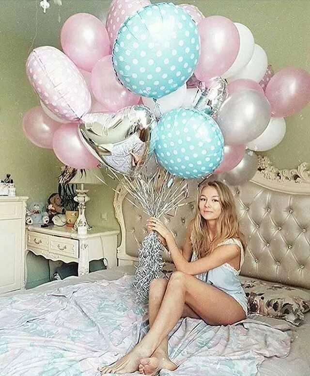 Шары для девушки. Девушка и воздушные шары. Шары для девочки подростка. Шары на день рождения девушке.