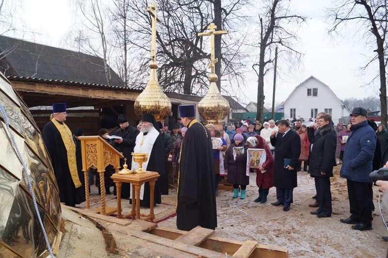 Смотрова буда. Смотрова Буда Клинцовского района. Смотрова Буда Клинцовский район храм. Церковь в селе Смотрова Буда Брянской. Смотрова Буда Клинцовского района Брянской области.