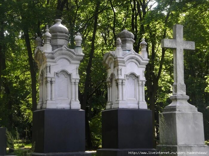 воинское кладбище старая русса. кладбище в старой руссе. старое немецкое кладбище воркута. погост спасо преображенского монастыря в старой руссе. старая русса новгородская область братская могила.