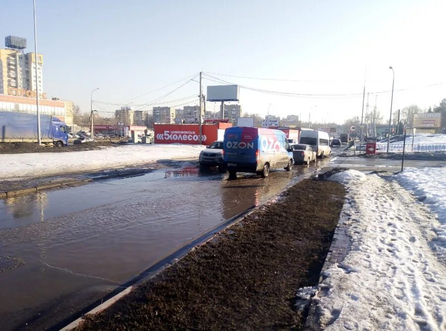 Проезд глубоких луж