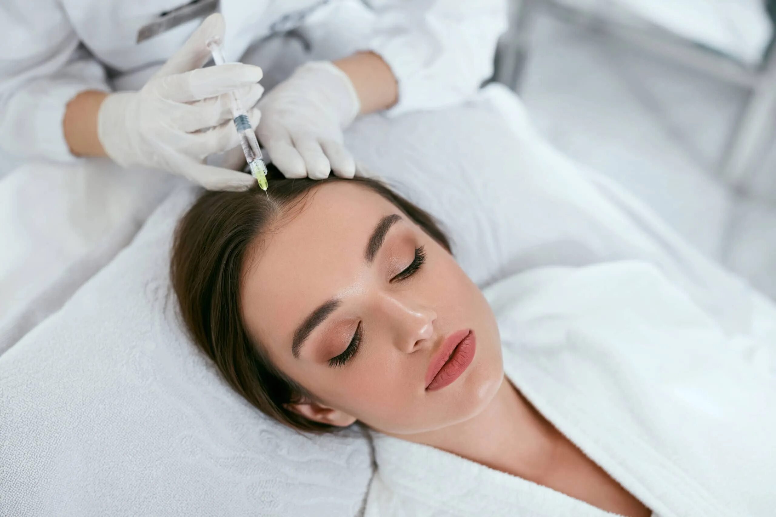 Мезотерапия поможет. Hair treatment мезотерапия. мезотерапия для волос. мезотерапия кожи головы. мезотерапия волосистой части головы.
