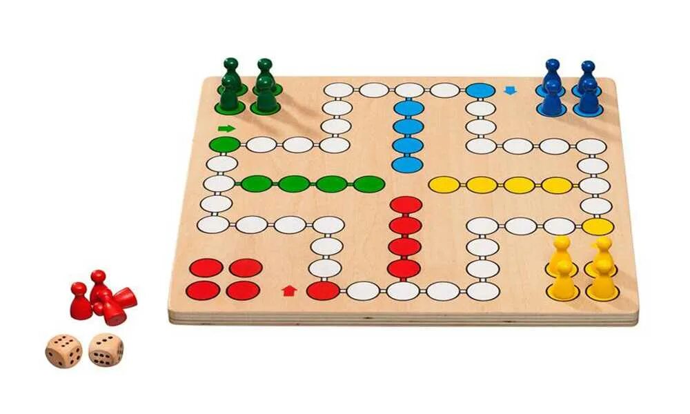 Игру на 1 на четверых. Ludo игра. Настольная игра Лудо. Настольная игра на четверых. Фишка для настольных игр.