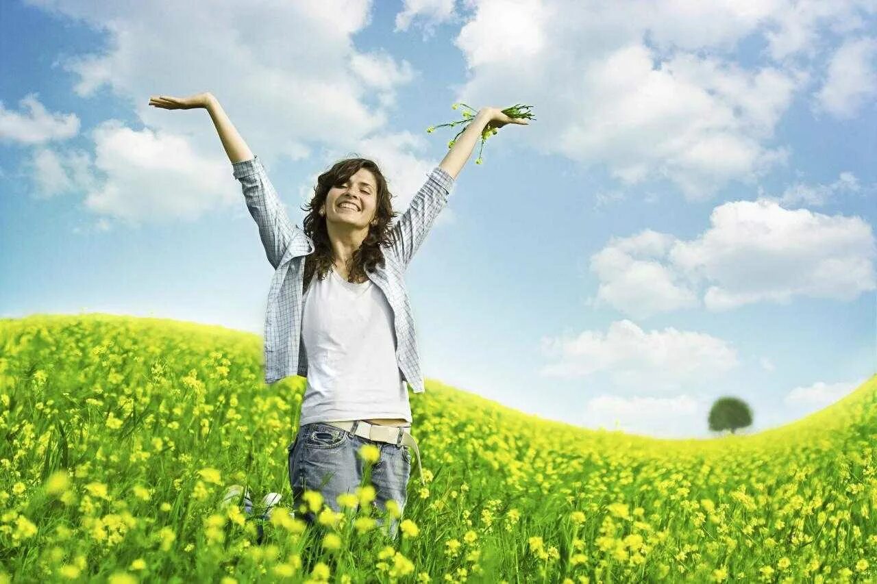 Радость жизни. Умение радоваться мелочам. Трудный и счастливый день. Трудный и счастливый день. Радостные люди на природе.