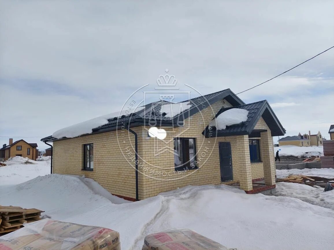 Готовые дома кабаны казань. Дом большие кабаны. Большие кабаны ул спасо преображенская. Лаишевский район улица. Цены на частные дома в пригороде казани усады и кабаны.