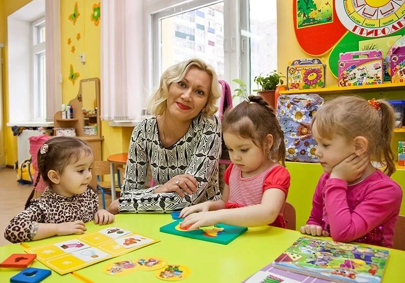 Г.А. Зюганов поздравляет с Днем воспитателя