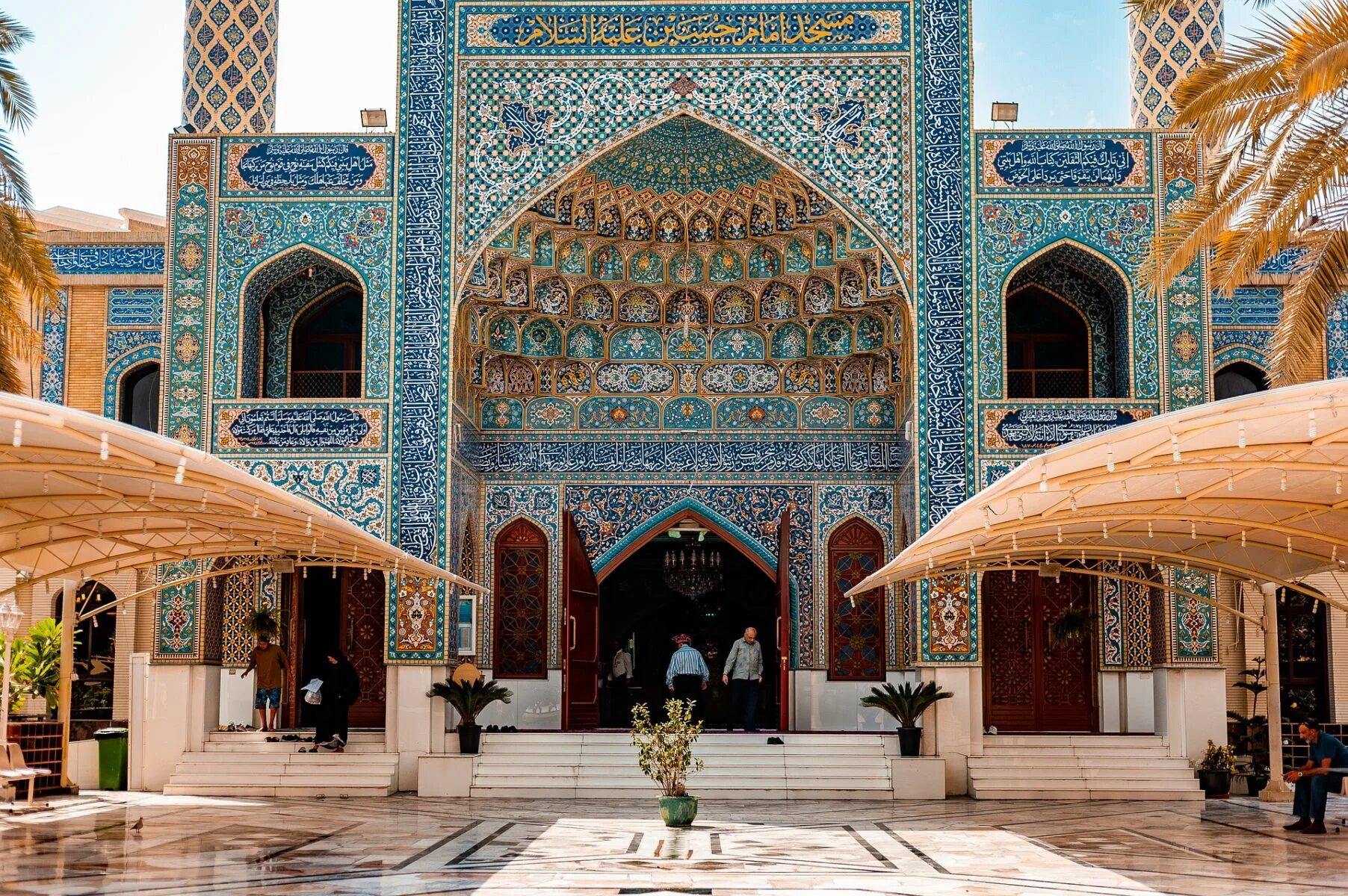 5 арабских стран. Мечеть в Дубае. Бастакия Дубай. Мечеть Марокко Дубай. Ирак мечеть Джалил Хаят.