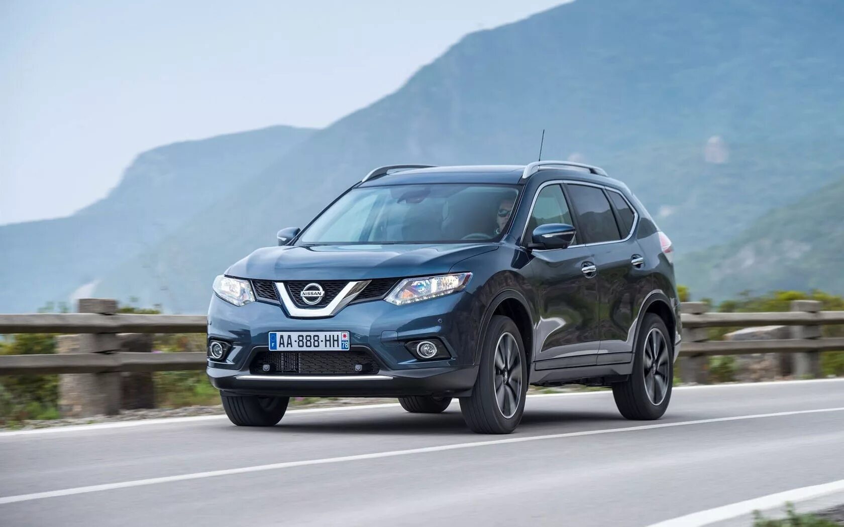 Nissan x-Trail 2016. Ниссан икстрейл 2015. Ниссан х-Трейл 2015. Серо синий икстрейл 2021. Куплю ниссан в приморье