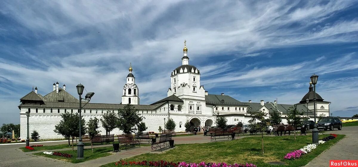 Монастырь успенской богородицы. Успенский монастырь острова-града Свияжск. Успенский Богородицкий монастырь Свияжск.