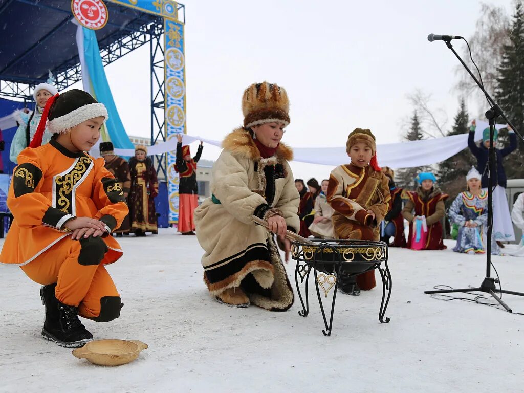 Погода чагам. Праздник чага байрам Республика Алтай. Праздник алтайцев чага-байрам. Чага байрам Горно-Алтайск. Алтайский новый год чага байрам.
