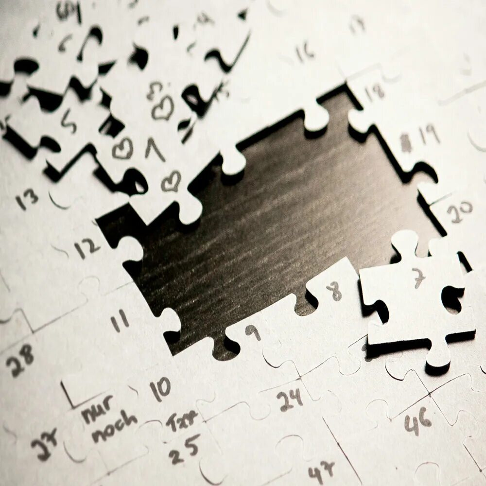 Песня jigsaw feeling. Пазлы музыка. Puzzle исполнитель. Пазлы песня. Угадай певца пазл.