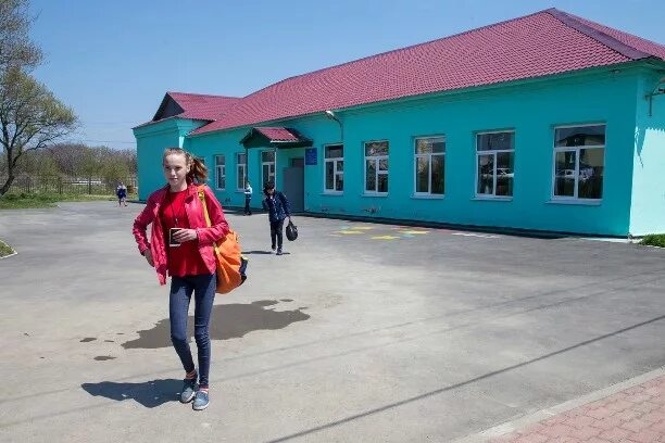 Озерск сахалинская область. Село озерское сахалинская область. Село озерское сахалинская область шторм. Озерск сахалин. Корсаков озерское.