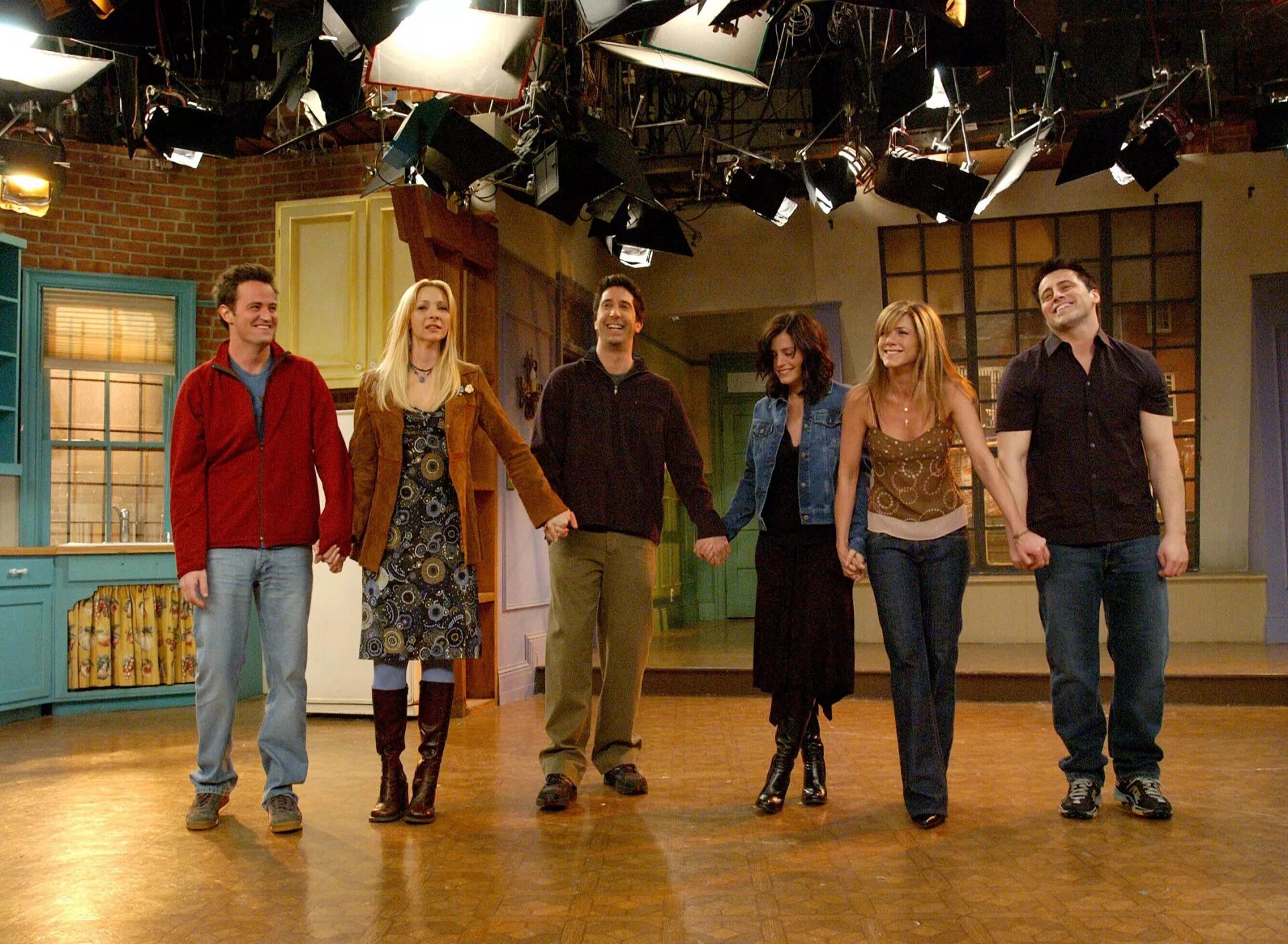 Друзья фильм 1994. Отметить эпизод. Тайны смолвиля сериал 2001–2011. Отметить эпизод. Сериал друзья 10 сезон.