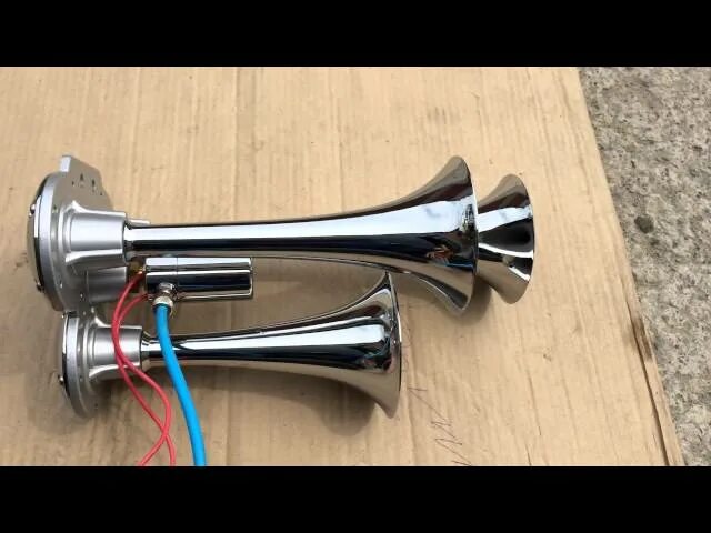 Как звучит воздушный сигнал. Пневмосигнал air horn 600. японский воздушный сигнал nikken. воздушный сигнал на иж. воздушный сигнал от камаза.