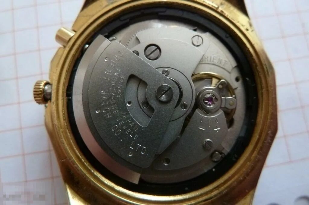 Orient 46b40. Регулировка часов Ориент с автоподзаводом. Часы Ориент 1946 механизм реставрация. Механизм от часов со стрелками Orient на батарейка ht711.