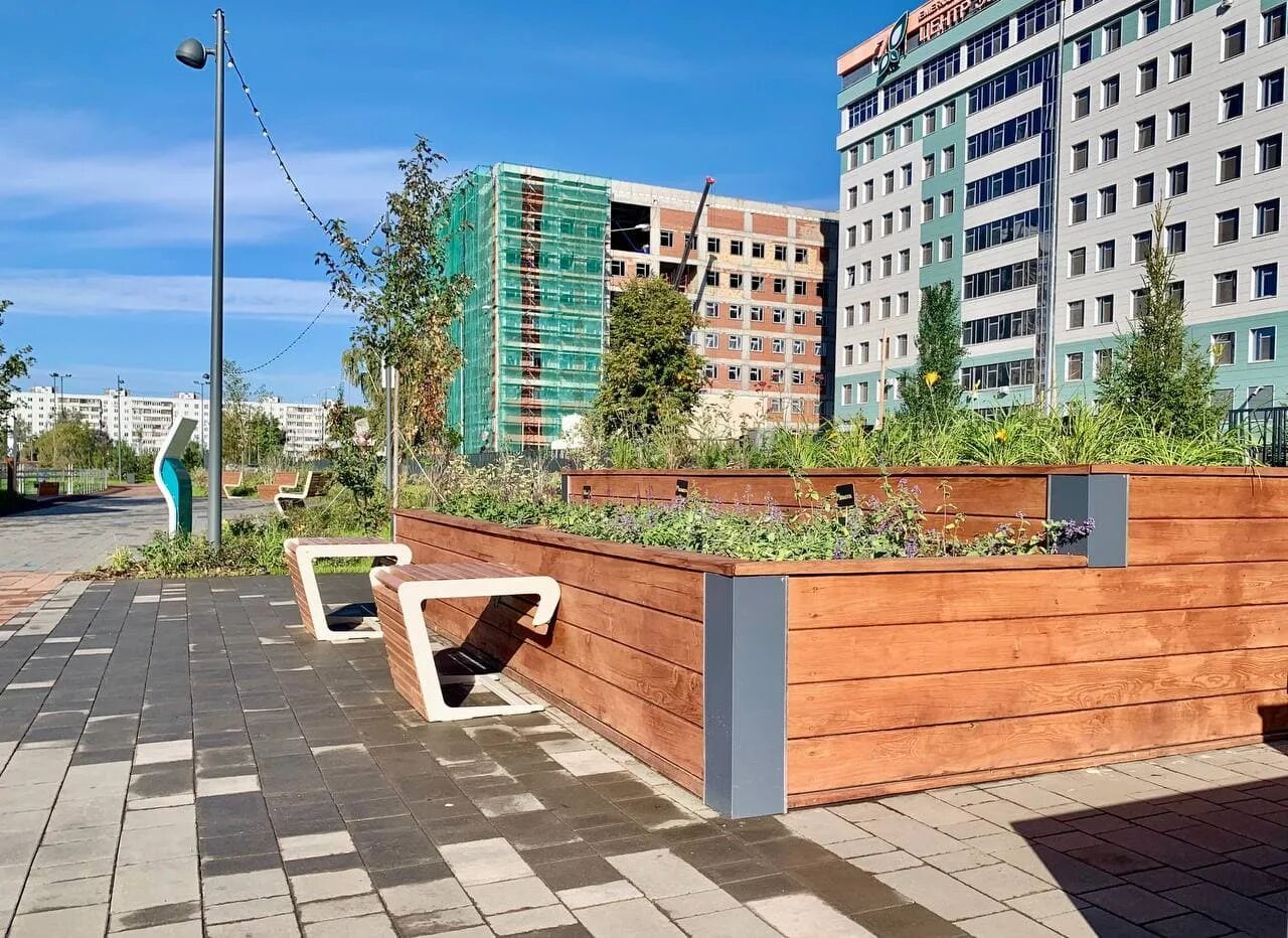 Озеро большое чайковое казань. Малое чайковое озеро. Чайковые озера казань. Малое чайковое озеро. Парк 5 озер казань.