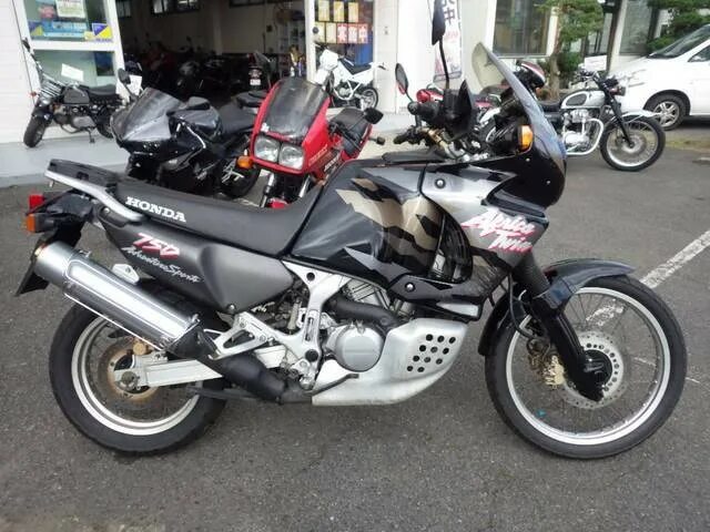 Мотоцикл Хонда Африка Твин 750. Africa Twin 750 2021. Honda Africa Twin 750 купить. Африка Твин 750 с японских аукционов.