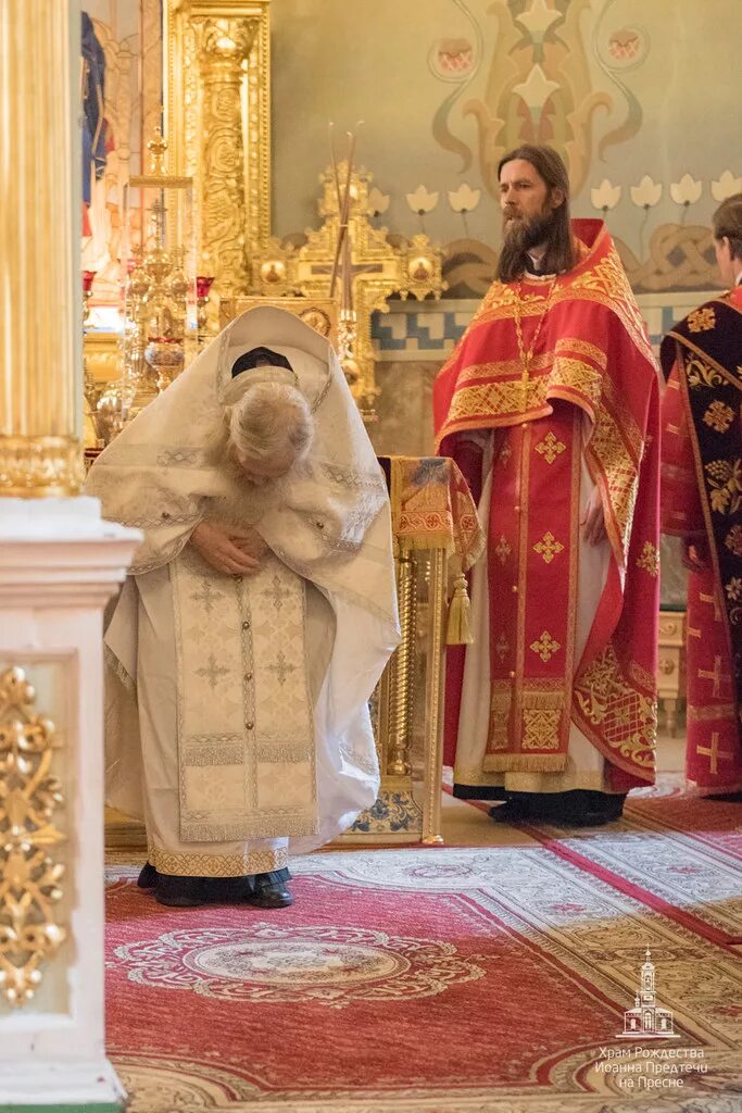 Расписание богослужений царицыно храм живоносный. Храм Живоносный источник в Царицыно расписание. Пятница светлой седмицы.