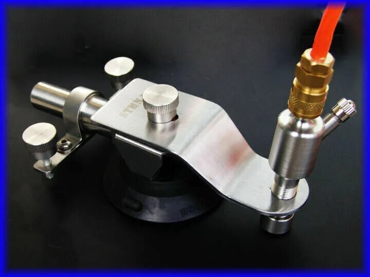 Delta injector