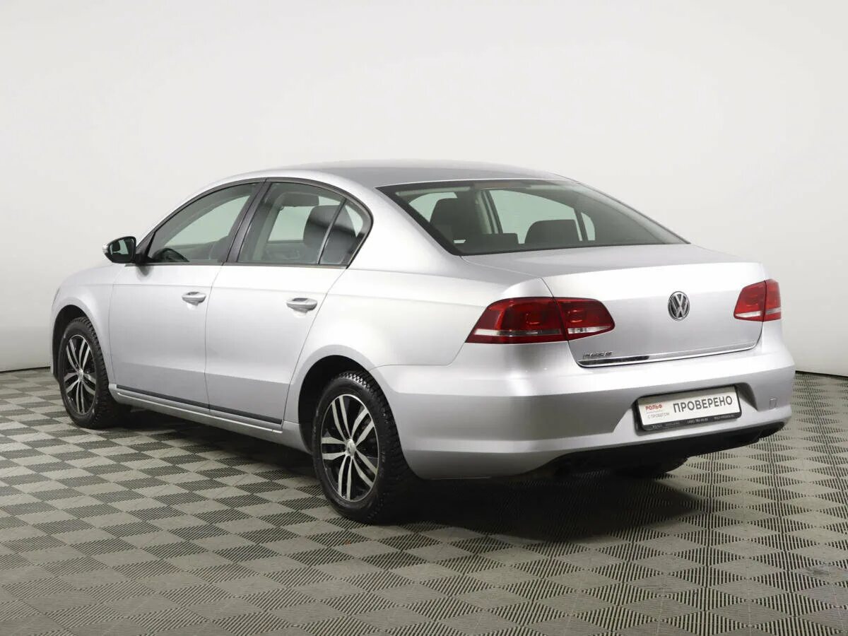 Купить volkswagen в 5. Passat b7 Silver. Фольксваген б7 седан. Пассат б7 седан. Passat b7 седан.