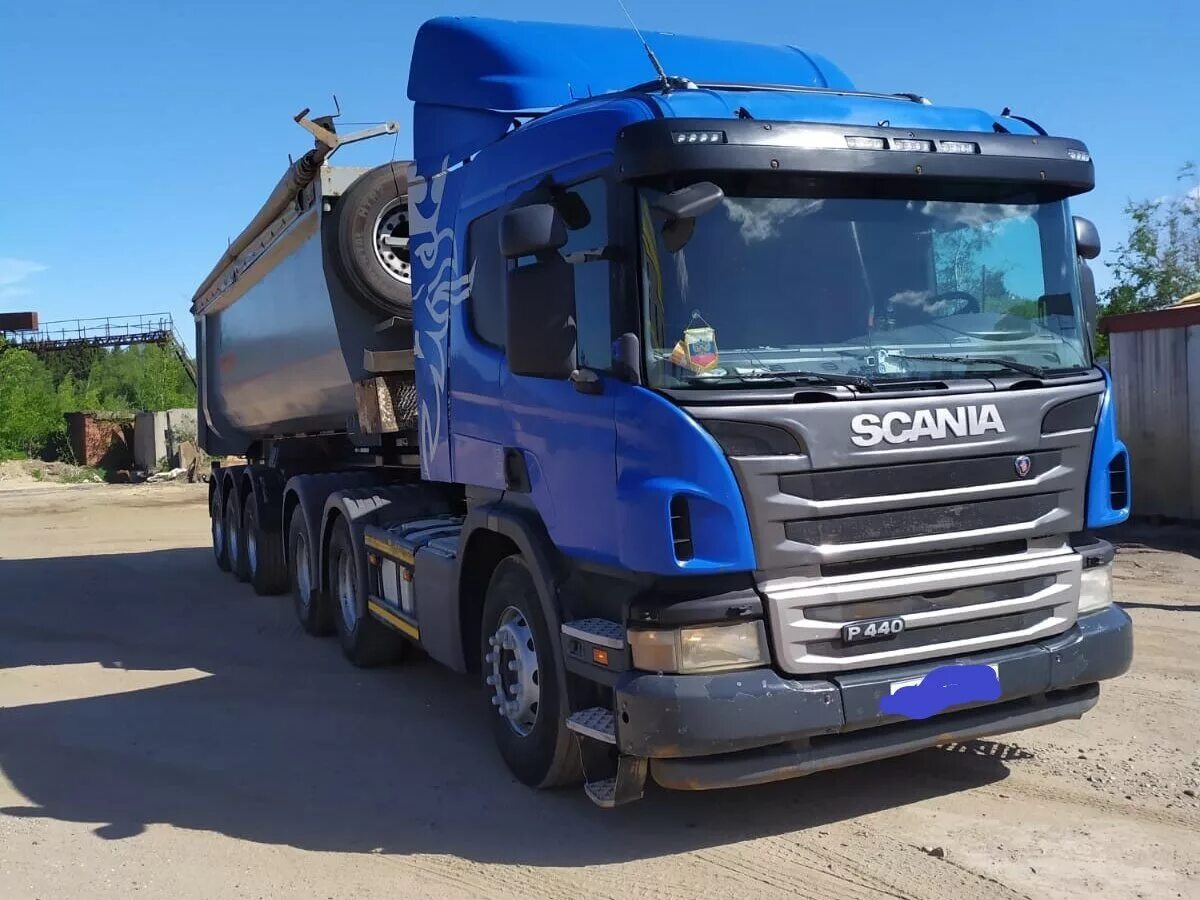 Scania p series. Тягач Скания 2012. Скания p Series. Scania p114 ga4x2na 340. Тягач Scania 114 откидная ступень.