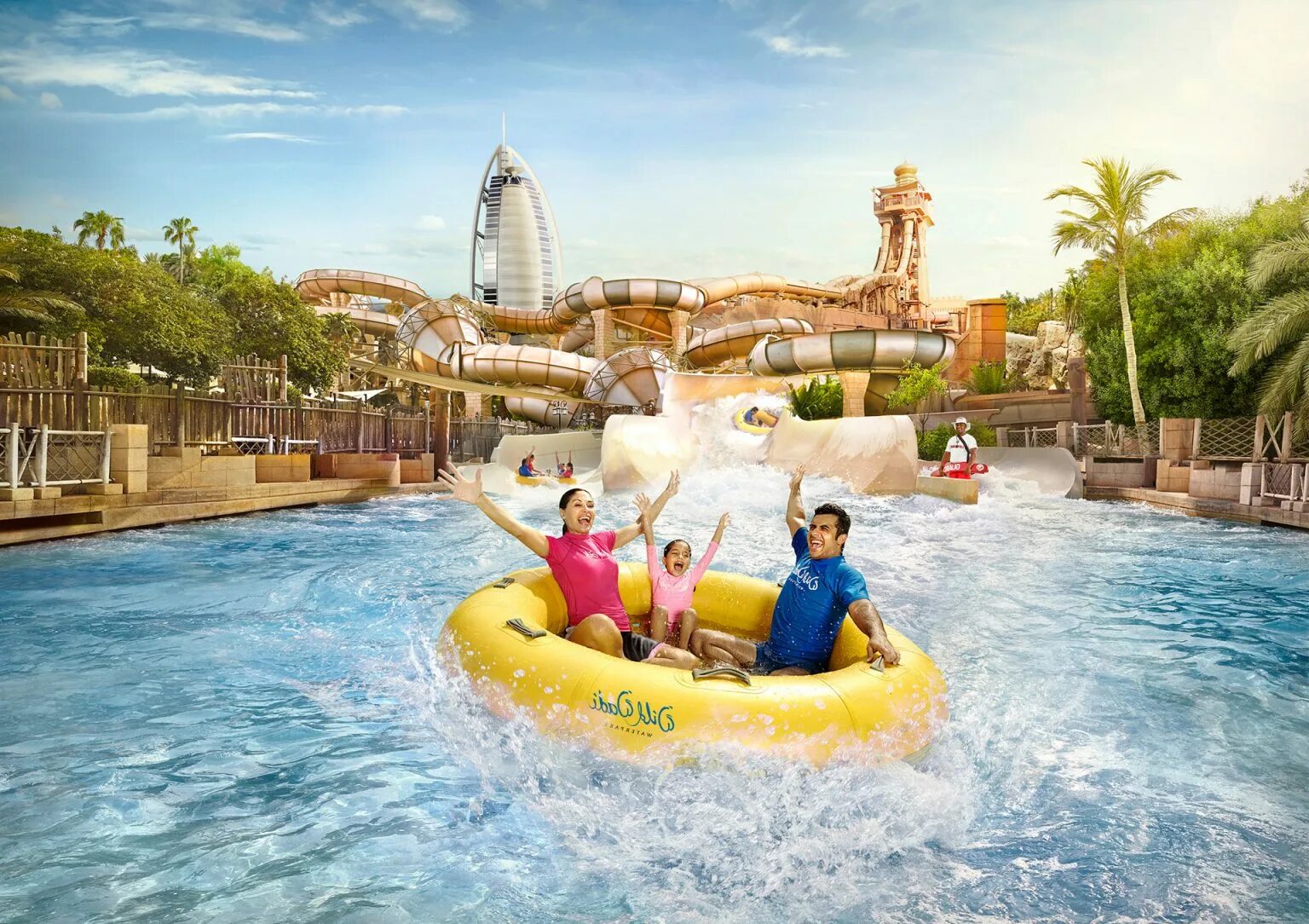 Аба развлечение. Wild Wadi Дубай. Аквапарк вилд Вади Дубай. Ватер парк Дубай. Аквапарк Дубай Jumeirah.