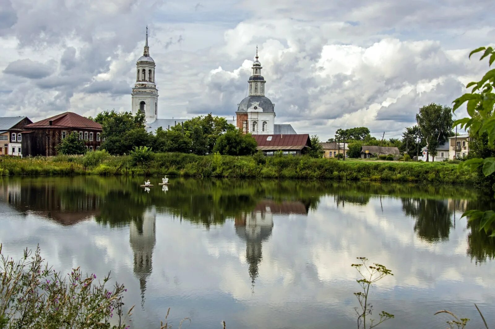 Сайты кировской обл. Уржум Кировская область природа. Село Петровское Кировская область. Церковь Уржум Кировская область.