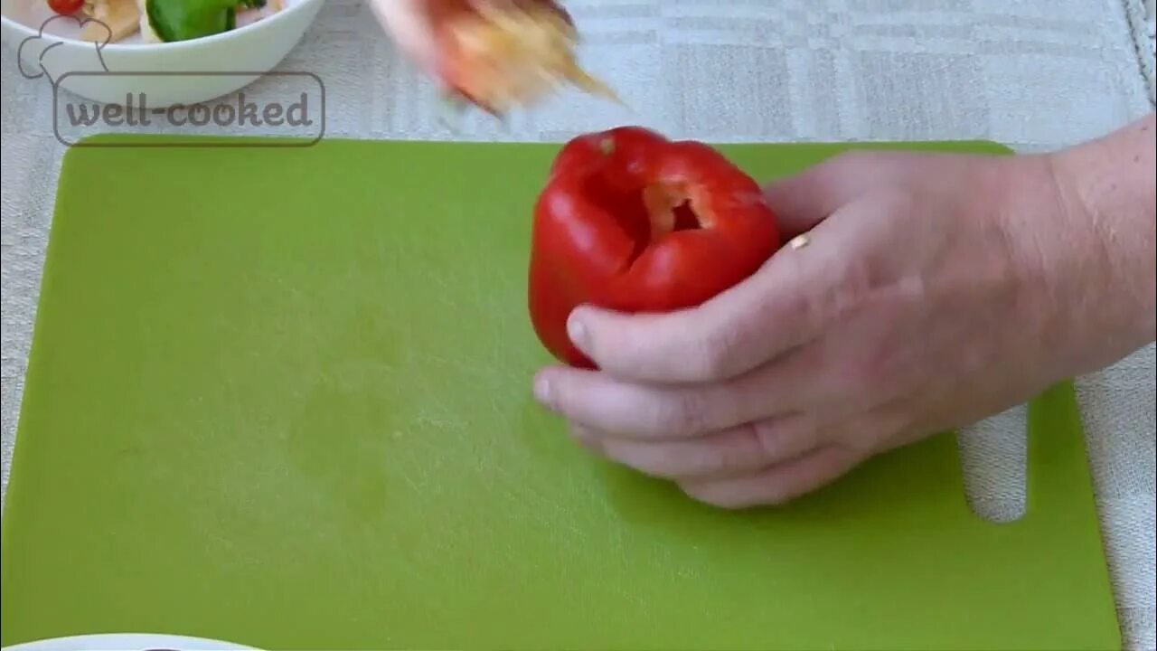 Как с болгарского перца снять кожицу быстро КАК СНЯТЬ С БОЛГАРСКОГО ПЕРЦА КОЖИЦУ