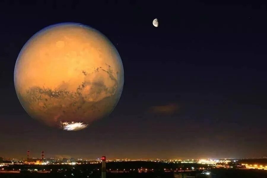 Земля на небе луны