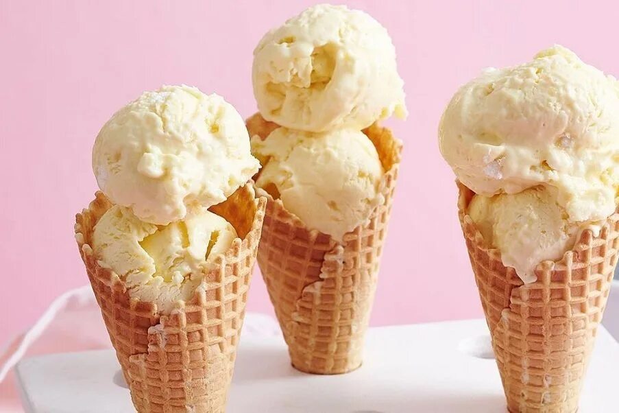 Мороженки 1. Мороженое. Мороженое в вафельном стаканчике. Мороженое пломбир. Мороженое сливочное.