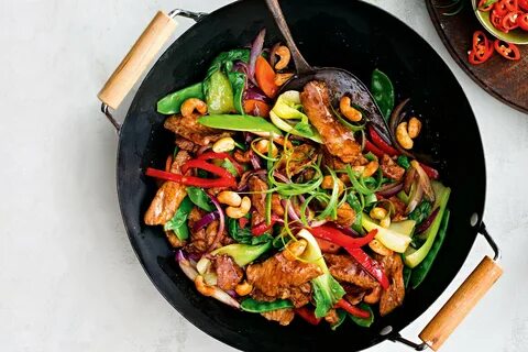 Мясная сковорода с овощами