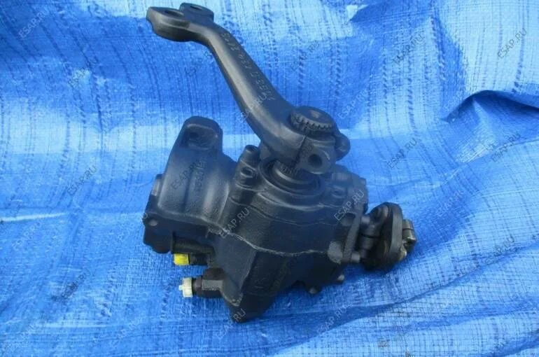 Рулевой редуктор мерседес 124. Рулевое управление мерседес w124. Рулевое управление мерседес w124. Рулевая рейка мерседес 124. Рулевые наконечники мерседес 124.