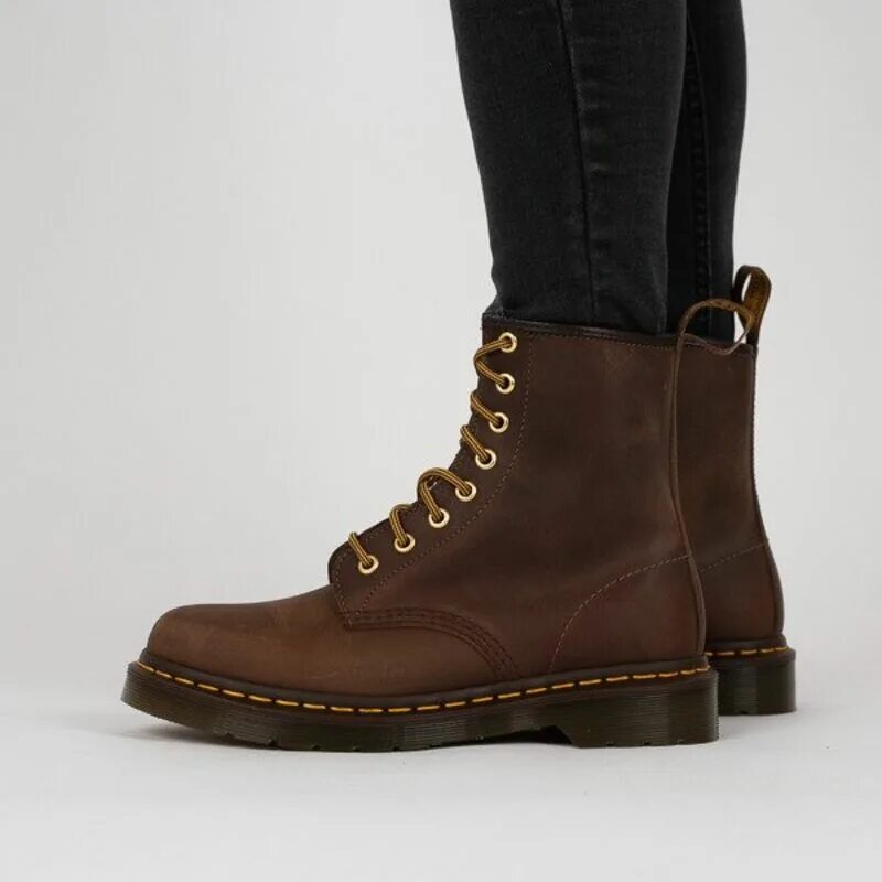 Ботинки dr. Др мартинс с металлической вставкой. Dr. Dr martens 1360. Dr.