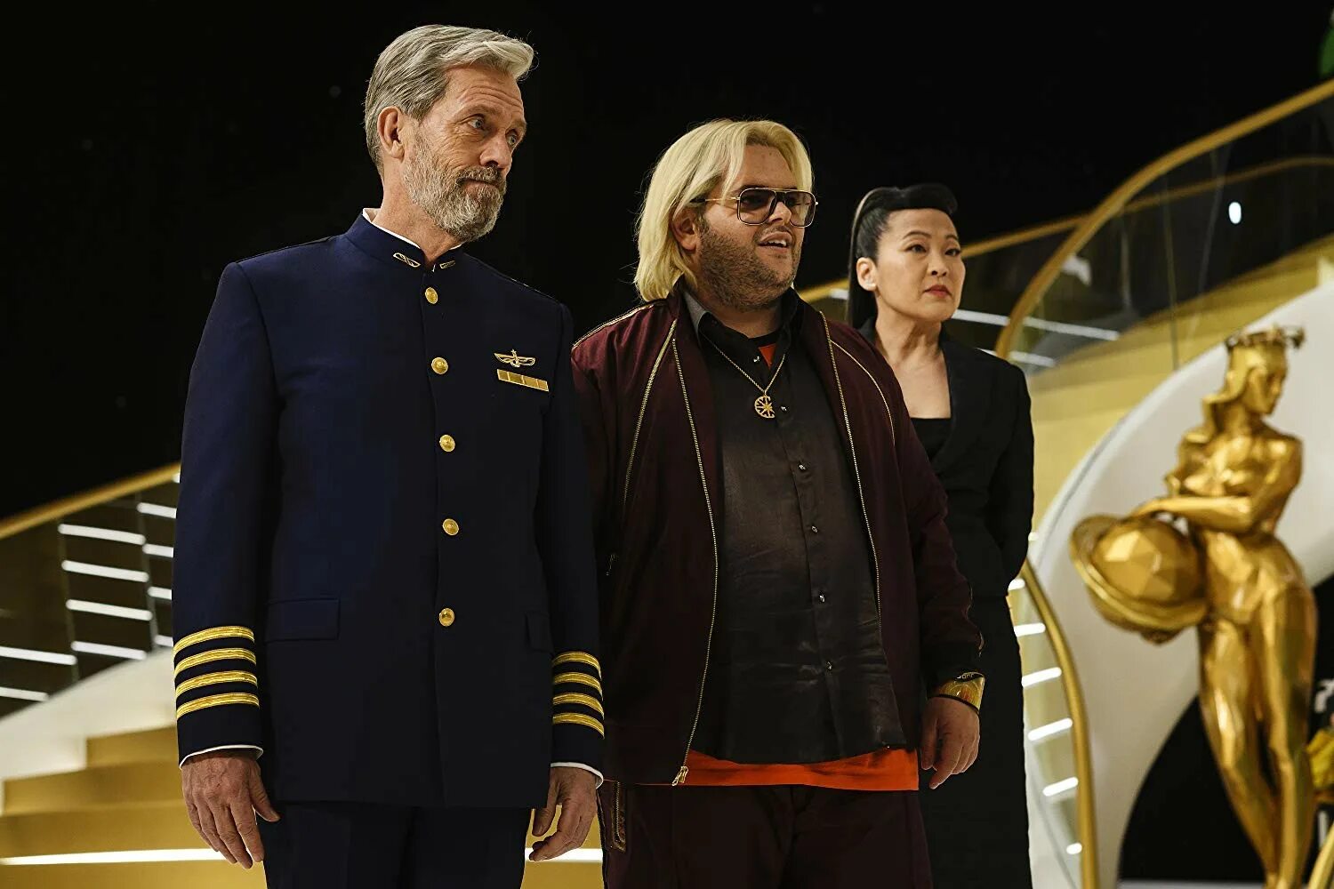 Хью лори авеню 5. Фильм авеню 5 картинки. Авеню фильм. Война в космосе сериал. Авеню 5 2020.