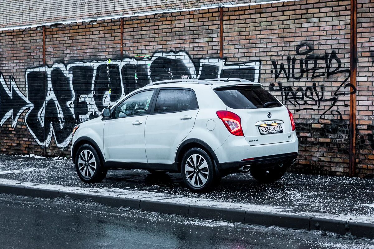 Вес двигателя д 20 дт ssangyong kyron. Саньенг актион технические характеристики. Стандартная сигнализация санг енг актион. Технические характеристики саньенг рекстон спорт. Машина ssangyong actyon sports характеристики.