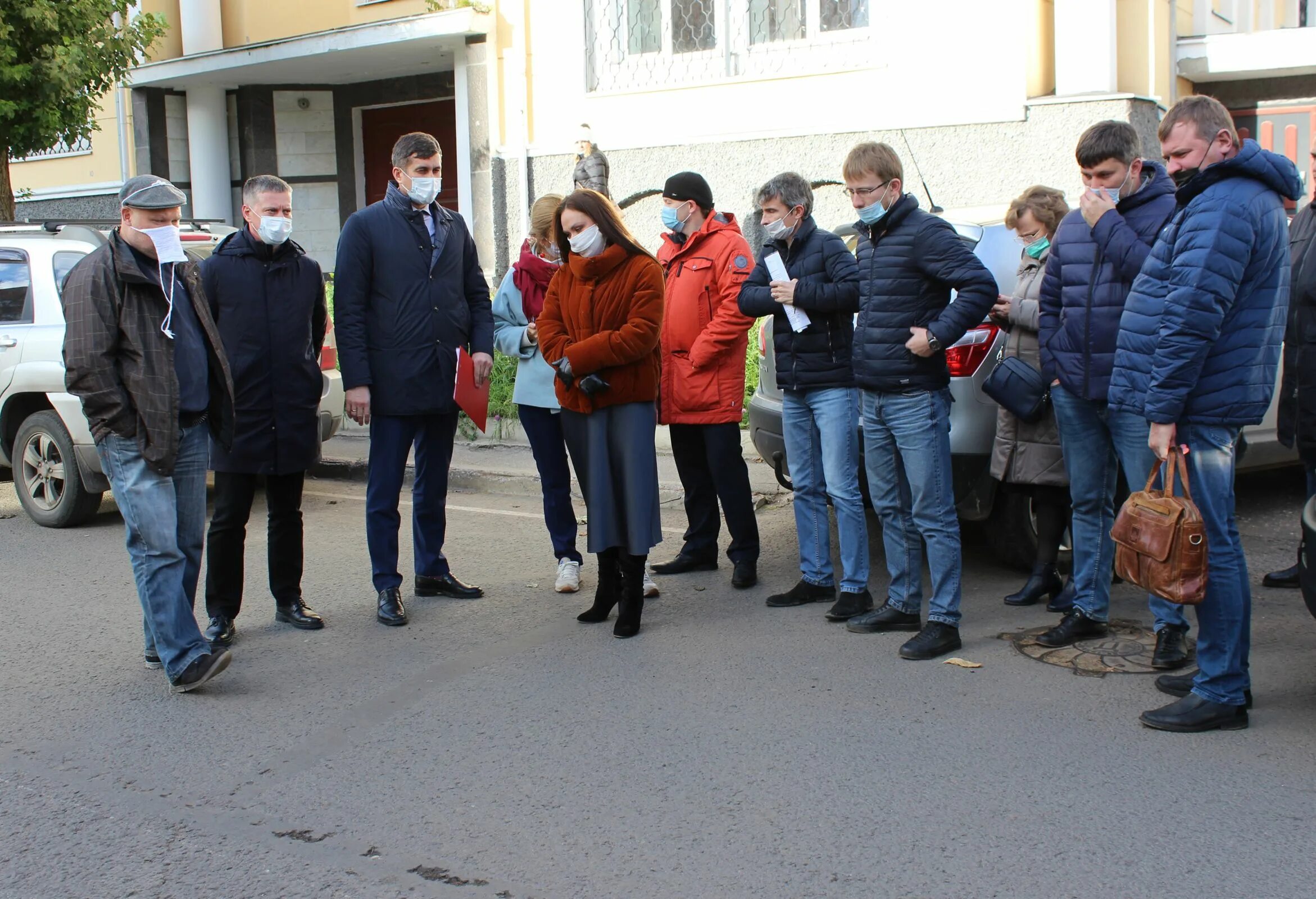 Подрядчики ярославль. Бобрякова депутат Ярославль. Новости Ярославля сегодня свежие. Ярославль недостатки. Комиссия на приемке фотографии и рисунки.