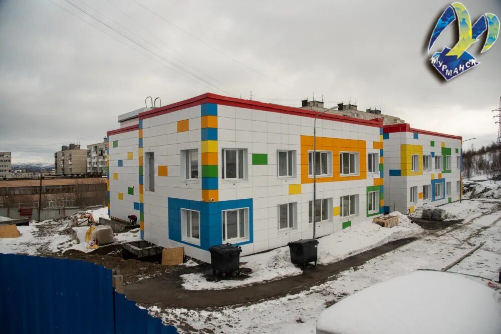 Детский сад на достоевского мурманск. Детский сад 115 мурманск. Ремонт фасада детского сада. Новый садик на орликовой мурманск. Сад в мурманске.