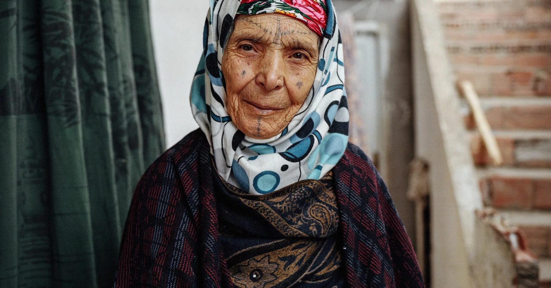 Арабский старик. Пожилой араб. Arabic older. Old woman shading. Старый араб.