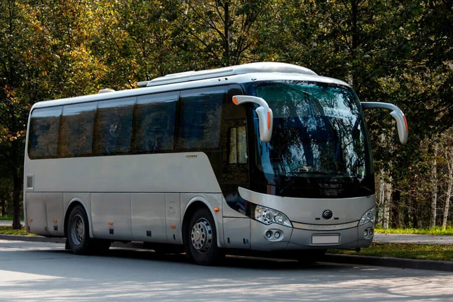 На 40 мест. Ютонг zk6938hb9. Автобус Yutong zk6938hb9. Автобус Yutong 6938. Автобус Yutong zk6938.