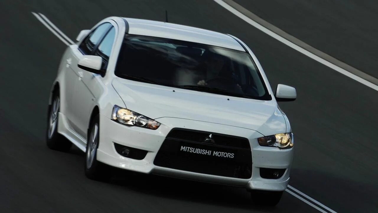 Лансер собран. Mitsubishi Lancer 10 поколения. Митсубиси Лансер 10 поколения. Ланцер 10 2 поколение. Mitsubishi Lancer 2 поколение.