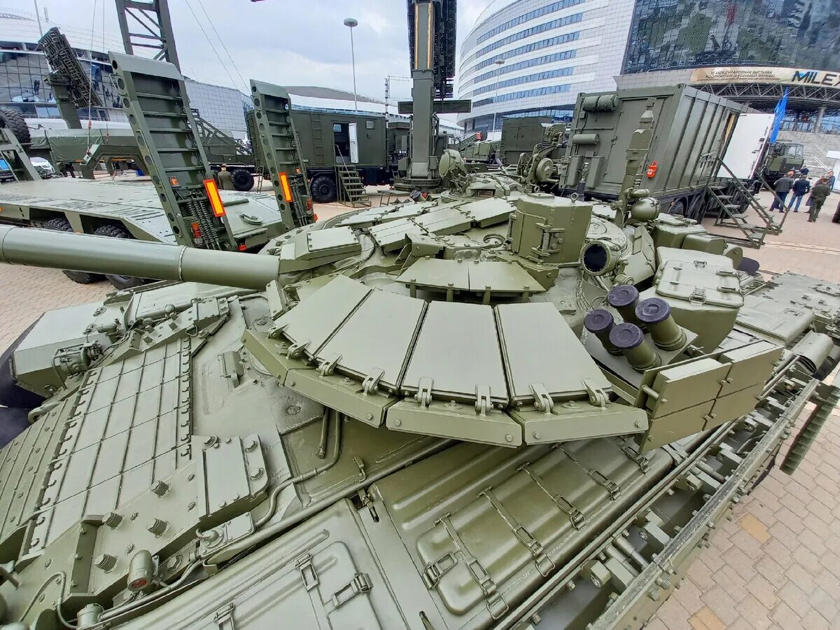 Танк т 72 модернизированный. Т 72 2. Танк т72 рогатка. Т72б2 трумпетер. Танка т-72б3.