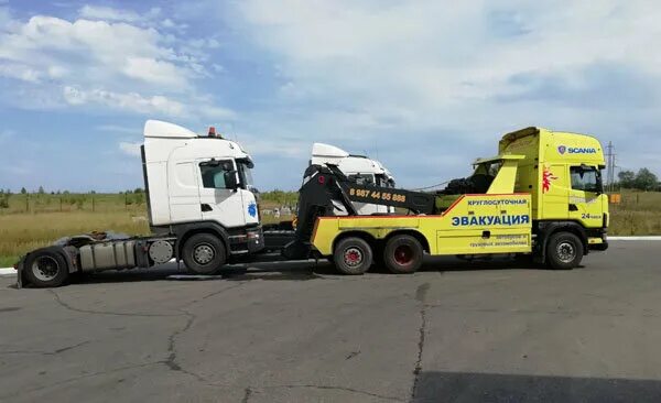 Грузовой эвакуатор самара. Пожарные эвакуаторы грузовых автомобилей. Грузовой эвакуатор порошкино. Грузовой эвакуатор s500. Эвакуатор тольятти, грузовики.
