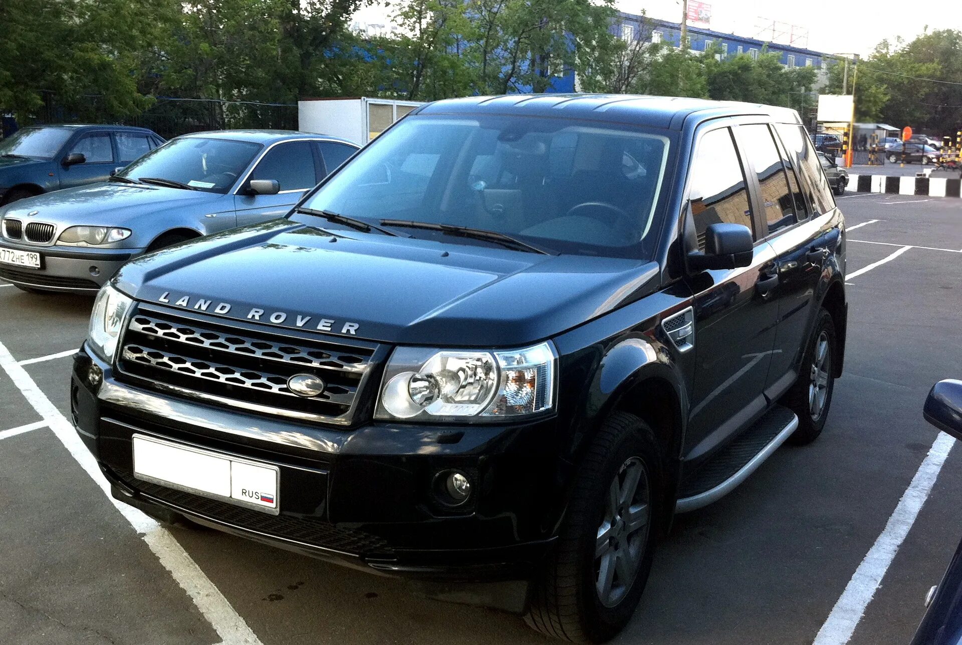 Купить ленд ровер фрилендер москва. Фрилендер 2. Land Rover Freelander 2.2 МТ 2007. Обвес на ленд Ровер Фрилендер 2. Тюнинговый ленд Ровер Фрилендер 2.