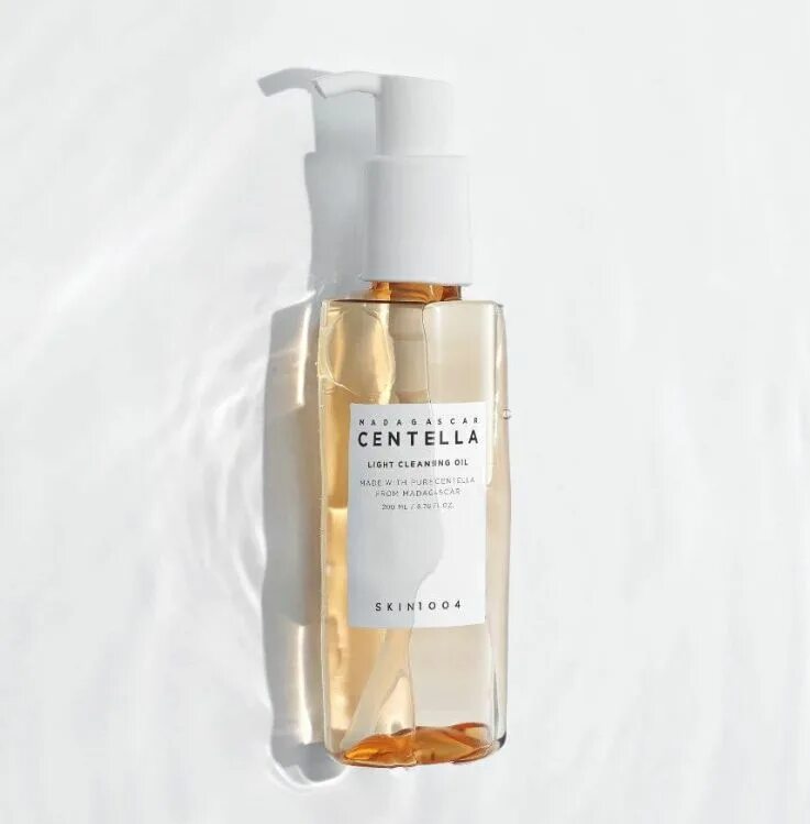 Skin 1004 гидрофильное масло. Skin1004 madagascar centella hyalu-cica brightening toner 210ml. Klairs gentle black fresh cleansing oil 150ml. Гидрофильное масло для умывания "для проблемной кожи. Skin1004 madagascar centella light cleansing oil.