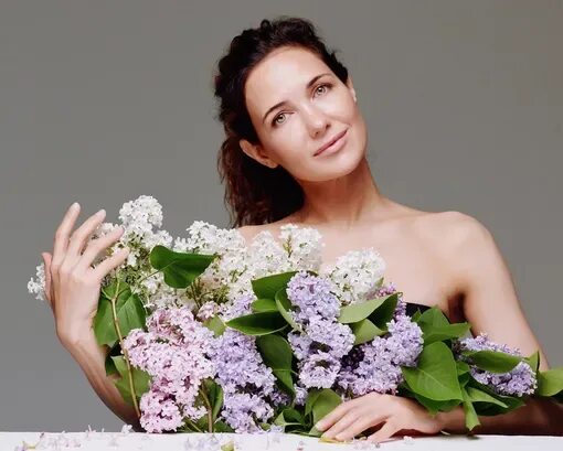 Нежная и изящная Екатерина Климова раскрывает свою красоту в элегантном белье Ст