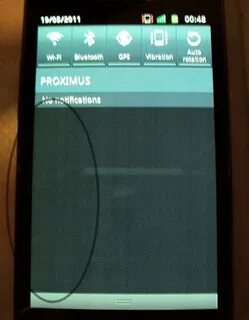 Андроид темнеет экран